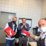 Pizza-Akrobatik zur Musik im Hause PUMA