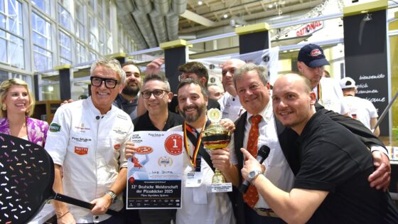Gewinner der 12. Deutsche Meisterschaft der Pizzabäcker 2025 8 Gewinner der 12. Deutsche Meisterschaft der Pizzabäcker 2025